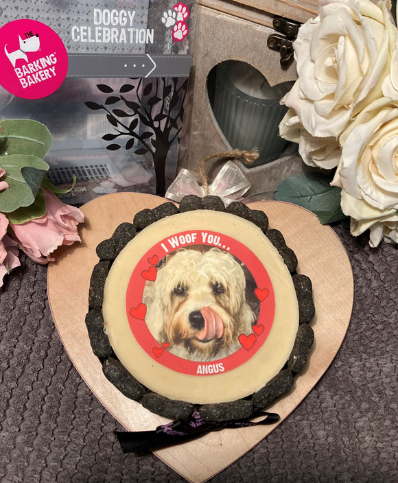 I Woof You... Valentines Pet Picture Cake (Please allow 5-7 working days delivery)